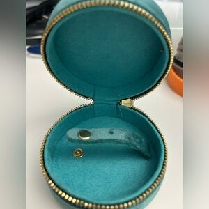 Travel jewelry box